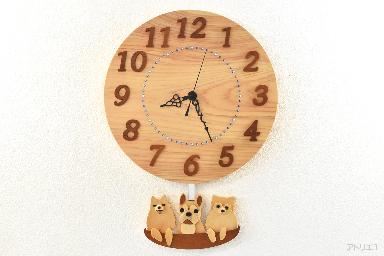 フレンチブルドッグの振り子時計|かわいい愛犬の掛け時計はアトリエ１