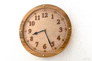 無垢の木の時計はアトリエ１ | 銘木の木目を活かすデザイン