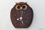 ふくろうの掛け時計３