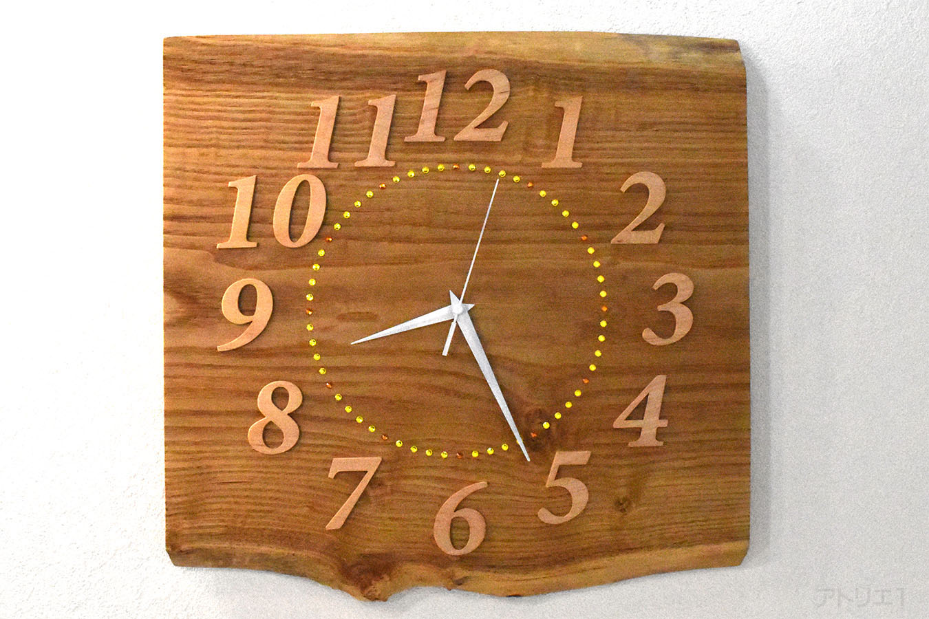 大きな大きな栗の木の掛け時計|大きな掛け時計はアトリエ１