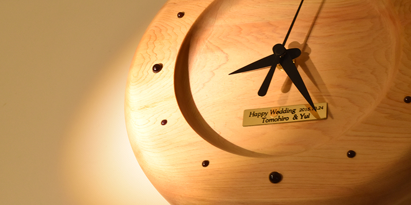 無垢の木の時計はアトリエ１ | 銘木の木目を活かすデザイン